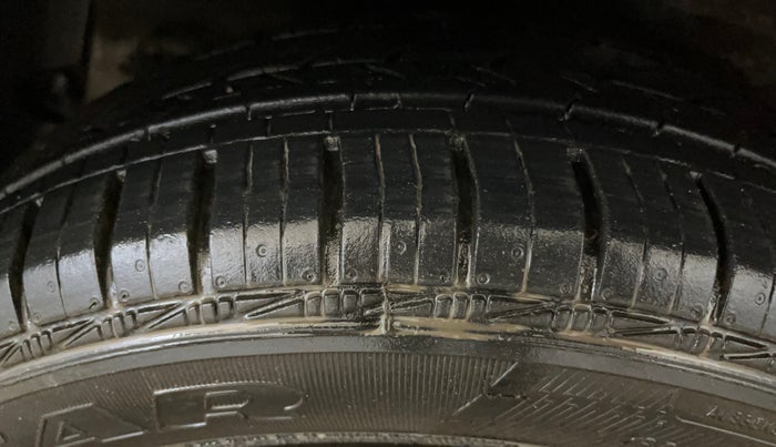 2014 Hyundai Xcent S 1.2, Petrol, Manual, 39,188 km, Right Rear Tyre Tread