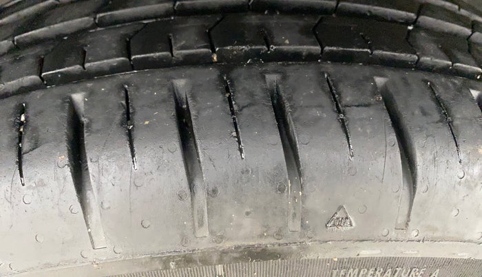 2023 Tata PUNCH CREATIVE AMT 1.2 RTN DUAL TONE, Petrol, Automatic, 24,114 km, Right Rear Tyre Tread