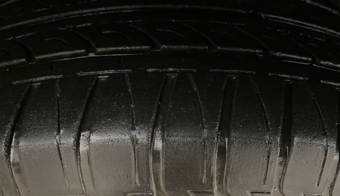 2017 Hyundai Elite i20 SPORTZ 1.2, Petrol, Manual, 80,277 km, Left Front Tyre Tread