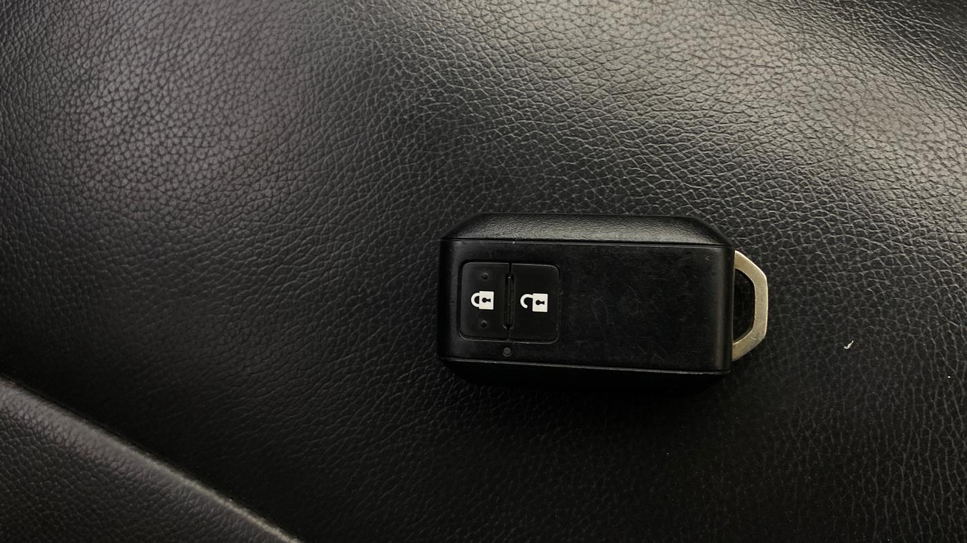 2021 Maruti XL6 ALPHA AT, Petrol, Automatic, 1,16,186 km, Key Close Up