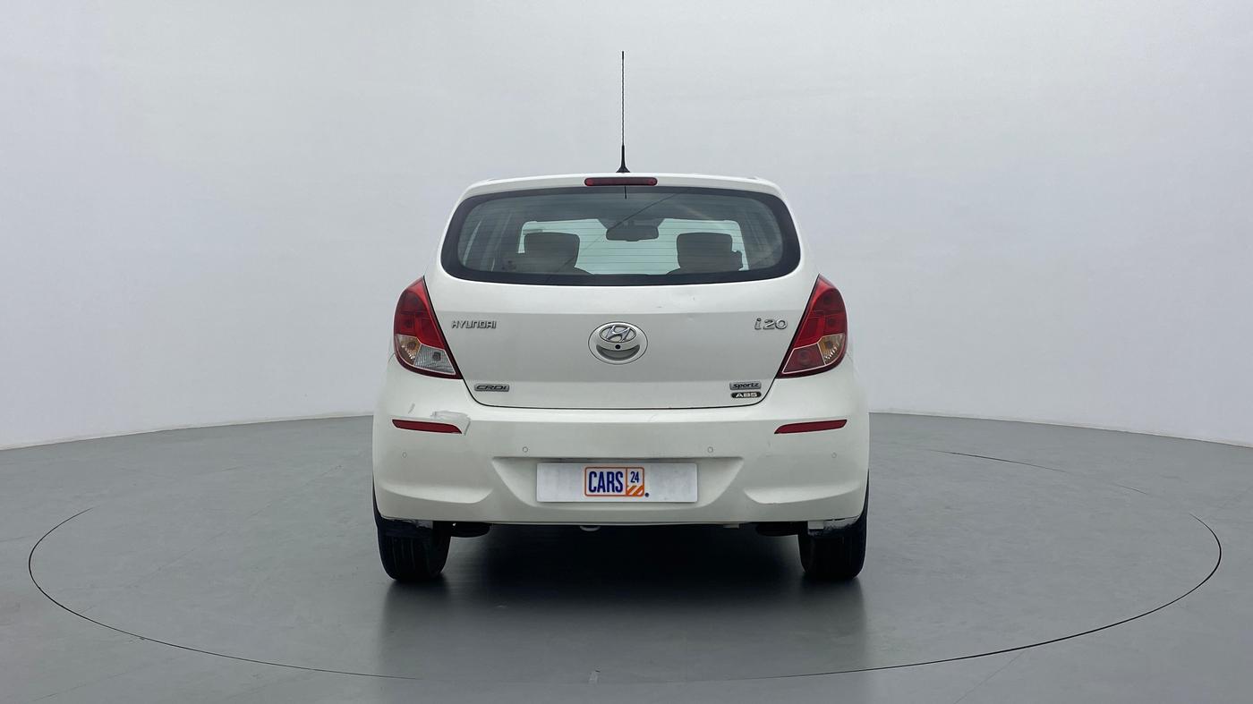 2013 Hyundai i20 SPORTZ 1.4 CRDI, Diesel, Manual, 61,356 km, Back/Rear