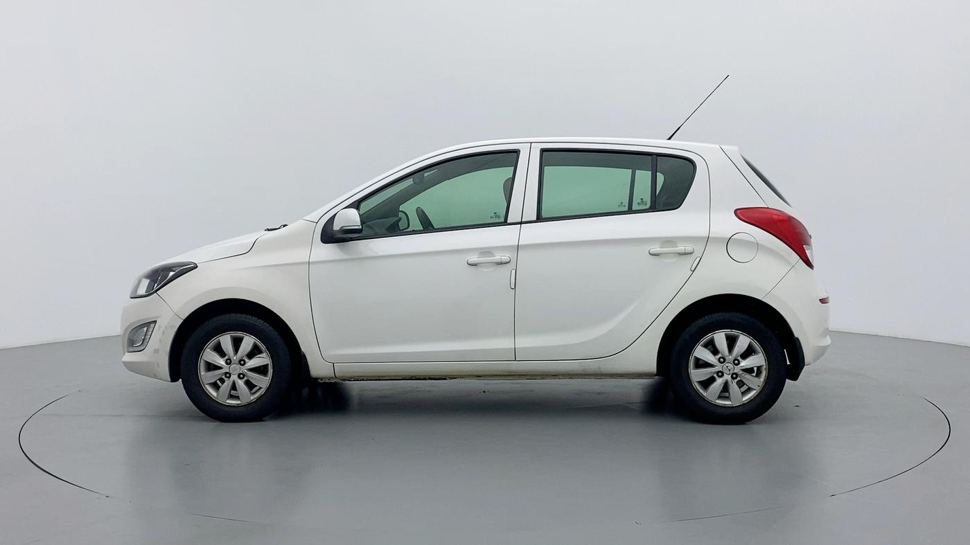 2013 Hyundai i20 SPORTZ 1.4 CRDI, Diesel, Manual, 61,356 km, Left Side