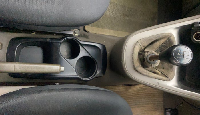 2012 Hyundai i10 ERA 1.1, Petrol, Manual, 67,395 km, Gear Lever