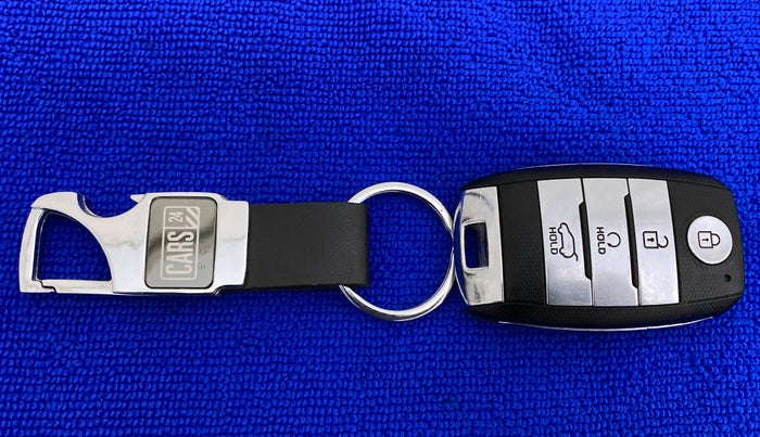 2021 KIA SONET HTX 1.0 IMT, Petrol, Manual, 18,962 km, Key Close Up