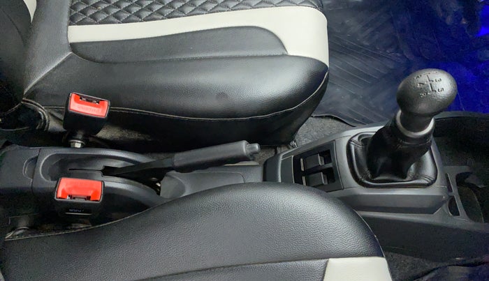 2016 Maruti Alto 800 LXI, Petrol, Manual, 3,800 km, Gear Lever
