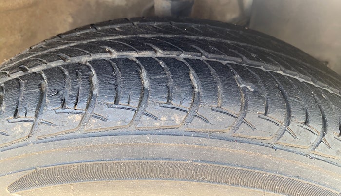 2020 Maruti New Wagon-R VXI 1.2 AMT, Petrol, Automatic, 28,499 km, Right Front Tyre Tread