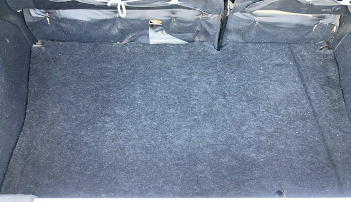 2020 Maruti New Wagon-R VXI 1.2 AMT, Petrol, Automatic, 28,499 km, Boot Inside