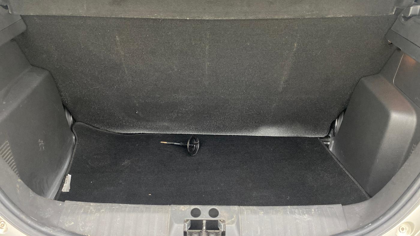 2015 Ford New Figo TREND 1.2 PETROL, Petrol, Manual, 29,990 km, Boot Inside