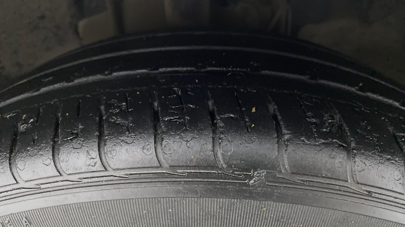 2020 Tata Tiago XZ PLUS PETROL, Petrol, Manual, 46,823 km, Right Front Tyre Tread