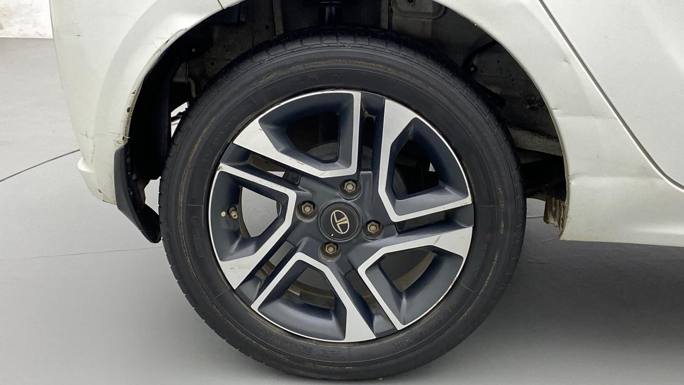 2020 Tata Tiago XZ PLUS PETROL, Petrol, Manual, 46,823 km, Right Rear Wheel
