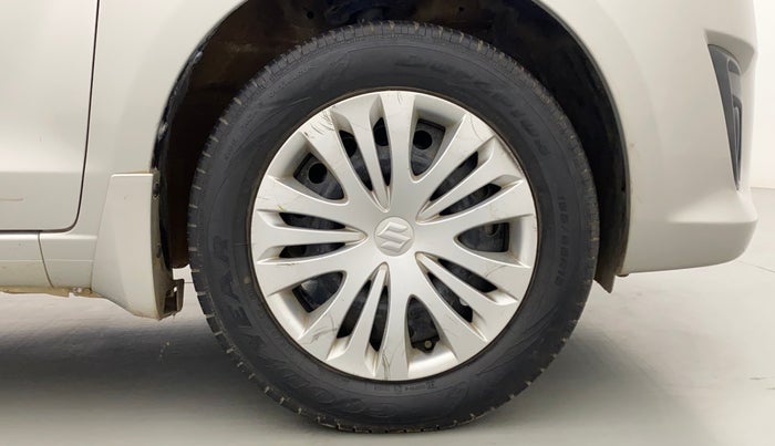 2013 Maruti Ertiga VXI, Petrol, Manual, 25,506 km, Right Front Wheel