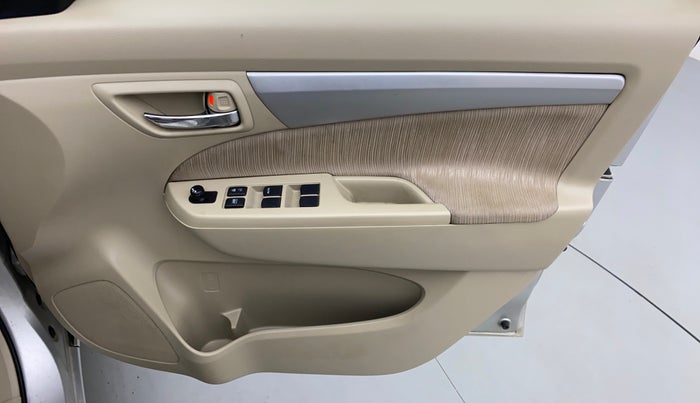 2013 Maruti Ertiga VXI, Petrol, Manual, 25,506 km, Driver Side Door Panels Control