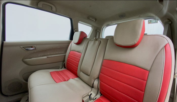 2013 Maruti Ertiga VXI, Petrol, Manual, 25,506 km, Right Side Rear Door Cabin