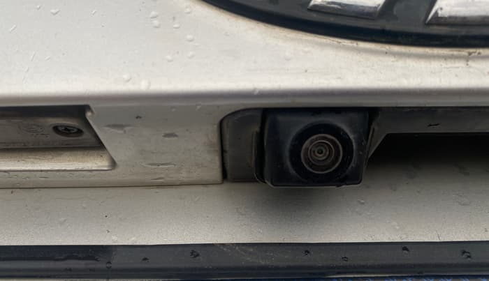 2019 Mahindra XUV300 W8 (O) 1.5 DIESEL, Diesel, Manual, 74,003 km, Parking Camera