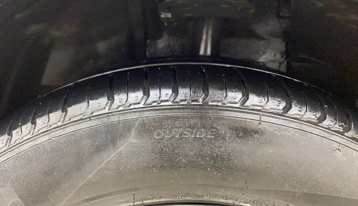 2020 Tata NEXON XZ PLUS (O) PETROL, Petrol, Manual, 61,283 km, Left Front Tyre Tread