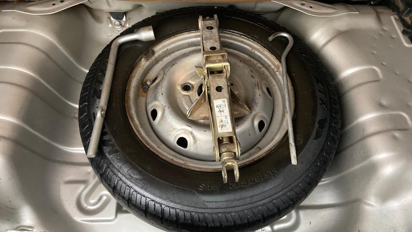 2019 Maruti Alto LXI OPT, Petrol, Manual, 47,830 km, Spare Tyre
