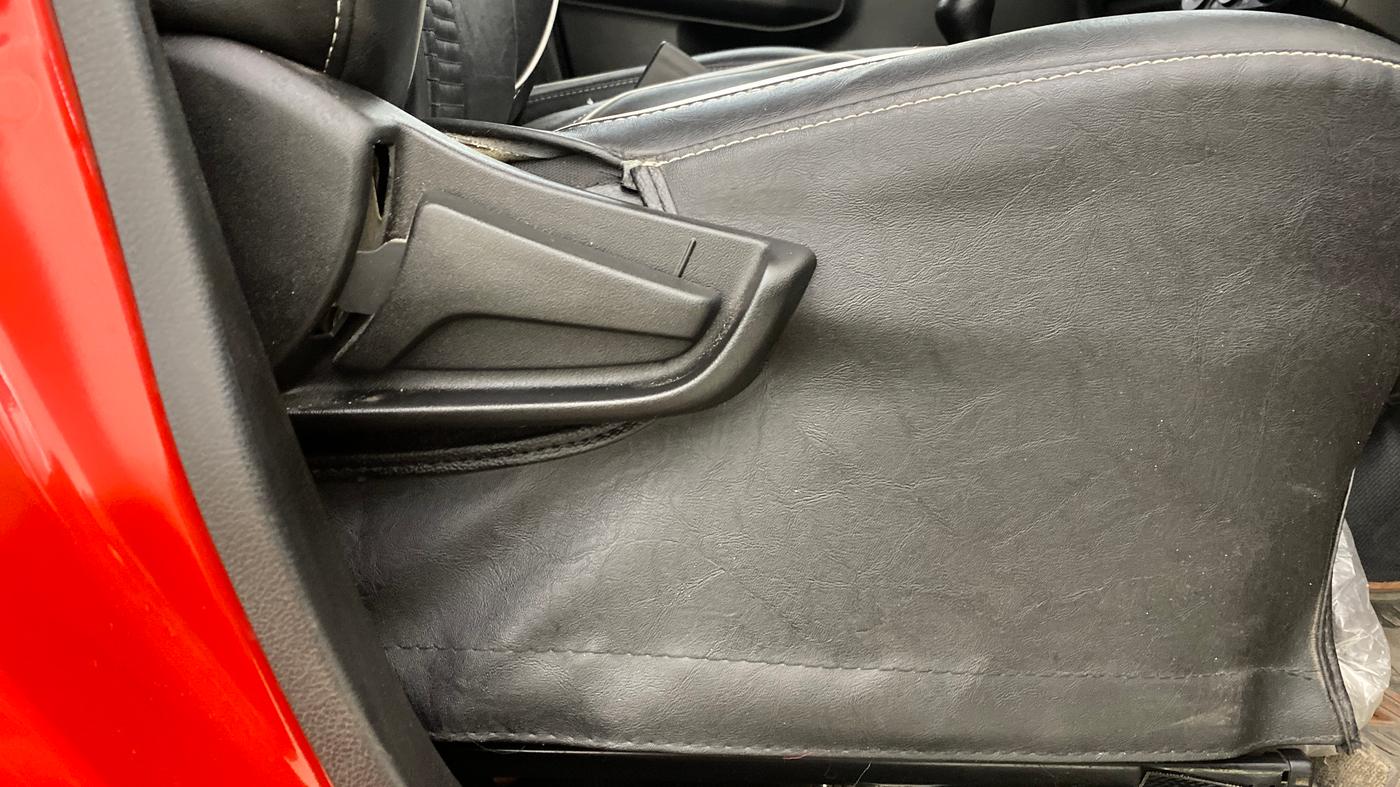 2020 Maruti S PRESSO VXI+, Petrol, Manual, 36,291 km, Driver Side Adjustment Panel