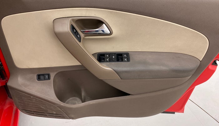 2012 Skoda Rapid AMBITION 1.6 TDI CR MT, Diesel, Manual, 85,438 km, Driver Side Door Panels Control