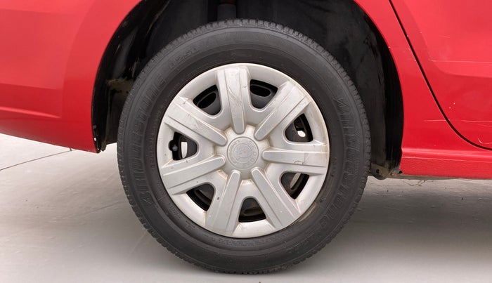 2012 Skoda Rapid AMBITION 1.6 TDI CR MT, Diesel, Manual, 85,438 km, Right Rear Wheel