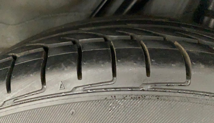 2016 Honda BR-V 1.5L I-VTEC E, Petrol, Manual, 83,988 km, Left Rear Tyre Tread