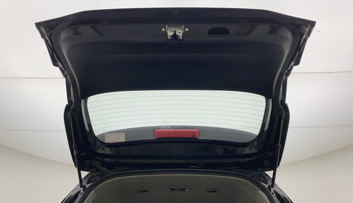 2022 KIA CARENS LUXURY PLUS 1.5 DIESEL 6 STR, Diesel, Manual, 65,871 km, Boot Door Open
