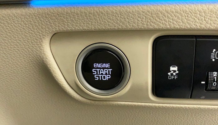 2022 KIA CARENS LUXURY PLUS 1.5 DIESEL 6 STR, Diesel, Manual, 65,871 km, Keyless Start/ Stop Button