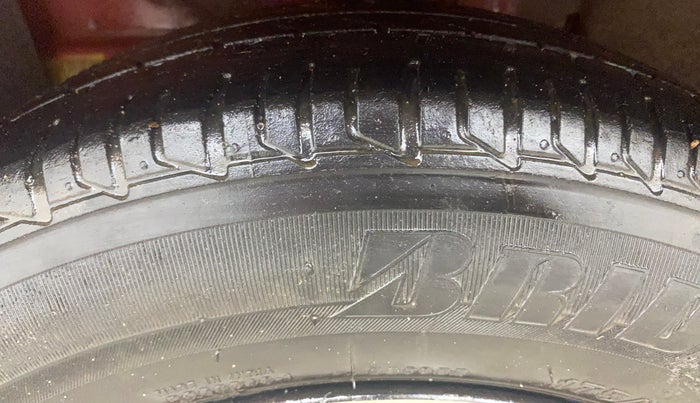 2013 Chevrolet Sail UVA 1.2 LS, Petrol, Manual, 48,283 km, Left Front Tyre Tread