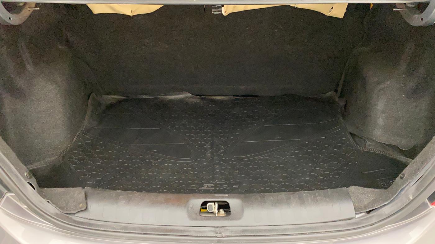 2014 Maruti Swift Dzire VXI, Petrol, Manual, 43,281 km, Boot Inside