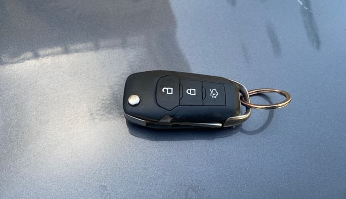 2018 Ford Figo Aspire TITANIUM 1.2 PETROL, Petrol, Manual, 88,093 km, Key Close Up