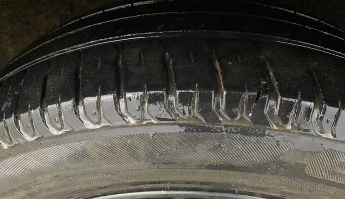 2020 Maruti XL6 ZETA MT, Petrol, Manual, 42,065 km, Right Front Tyre Tread