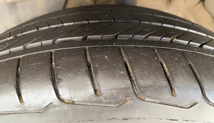 2021 MG HECTOR SHARP 1.5 PETROL CVT, Petrol, Automatic, 84,851 km, Left Front Tyre Tread