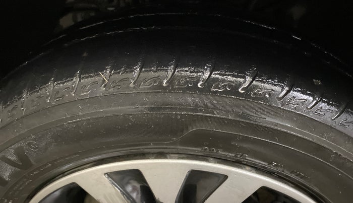 2018 Tata TIAGO NRG PETROL, Petrol, Manual, 52,247 km, Left Front Tyre Tread