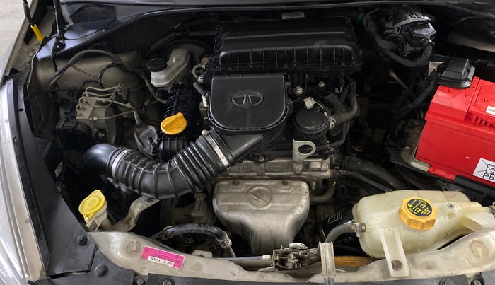 2018 Tata TIAGO NRG PETROL, Petrol, Manual, 52,247 km, Engine View - Right
