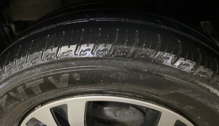 2018 Tata TIAGO NRG PETROL, Petrol, Manual, 52,247 km, Right Rear Tyre Tread