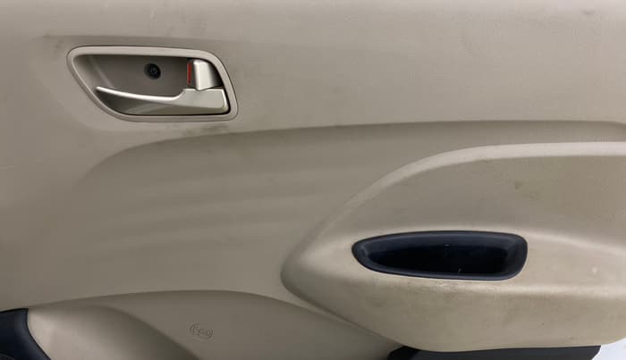 2019 Hyundai NEW SANTRO SPORTZ CNG, CNG, Manual, 58,600 km, Driver Side Door Panels Control
