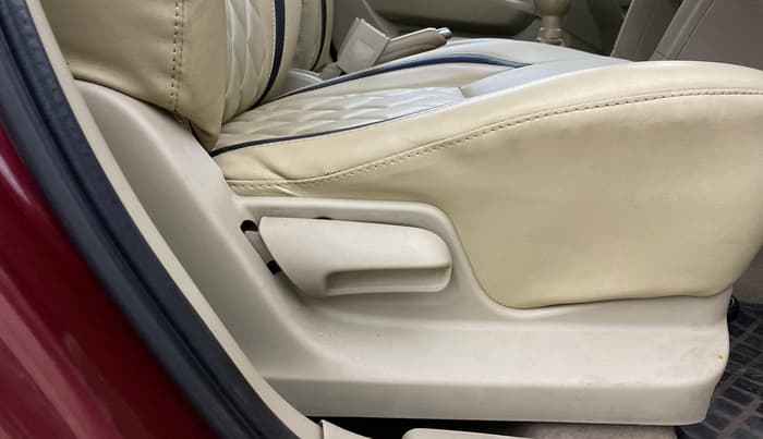 2015 Maruti Swift Dzire VXI, Petrol, Manual, 37,153 km, Driver Side Adjustment Panel