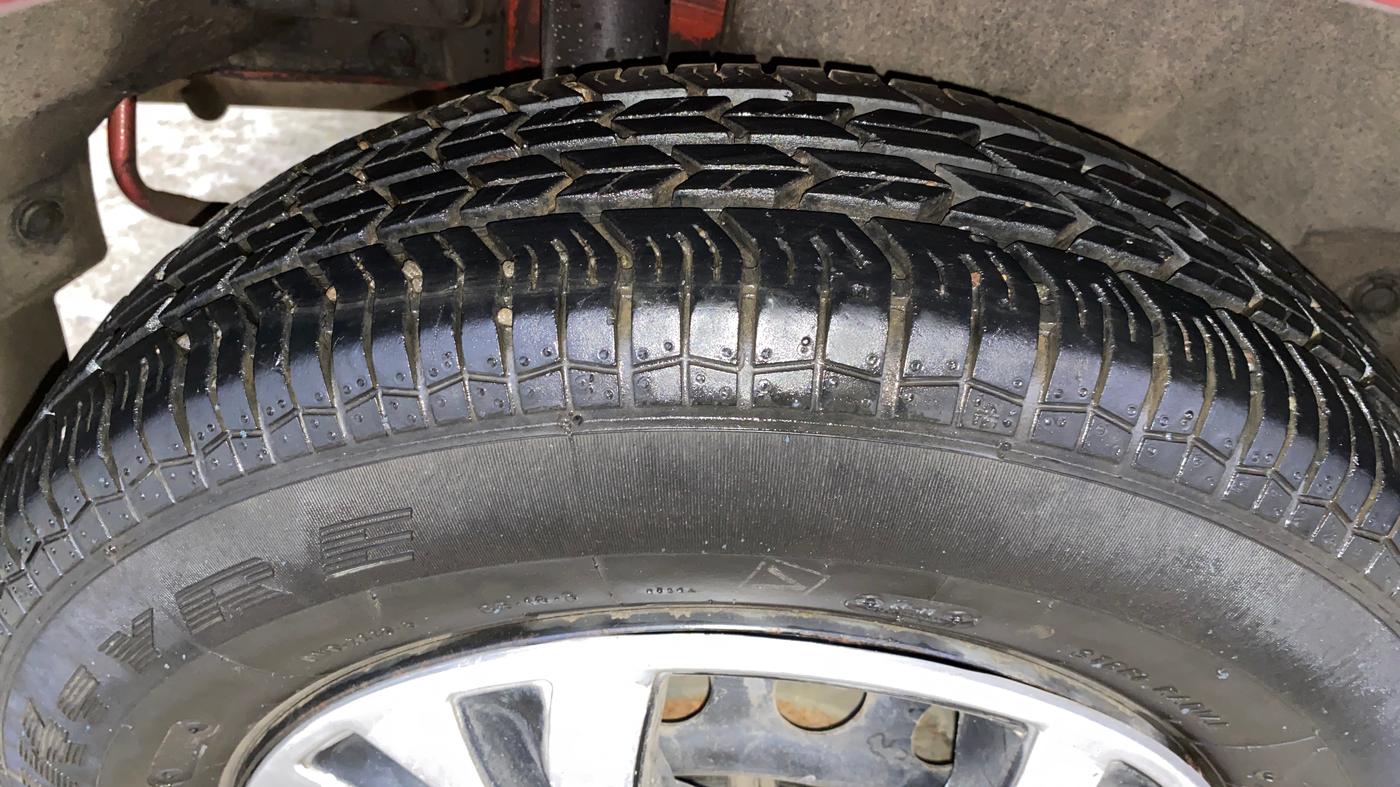 2015 Maruti Swift Dzire VXI, Petrol, Manual, 37,153 km, Right Rear Tyre Tread