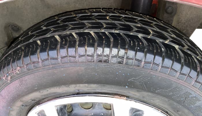 2015 Maruti Swift Dzire VXI, Petrol, Manual, 37,153 km, Left Rear Tyre Tread