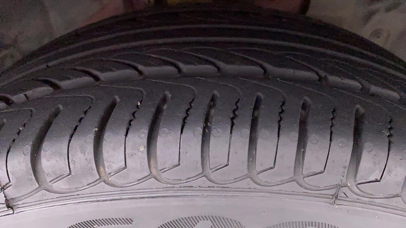 2018 Ford Ecosport 1.5 TITANIUM TI VCT, Petrol, Manual, 25,944 km, Right Front Tyre Tread