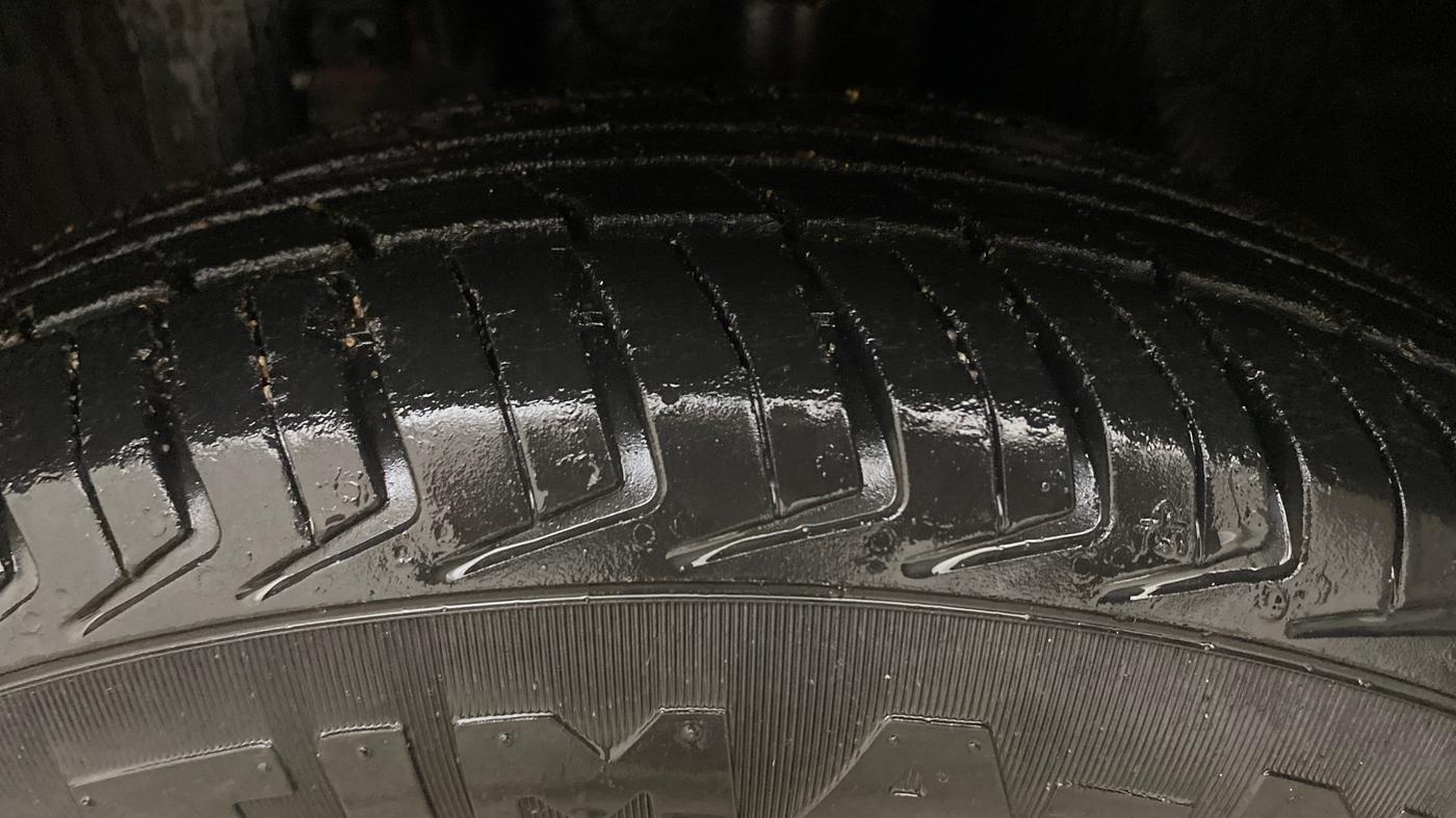 2019 Renault Kwid RXT 1.0 AMT (O), Petrol, Automatic, 56,090 km, Left Front Tyre Tread