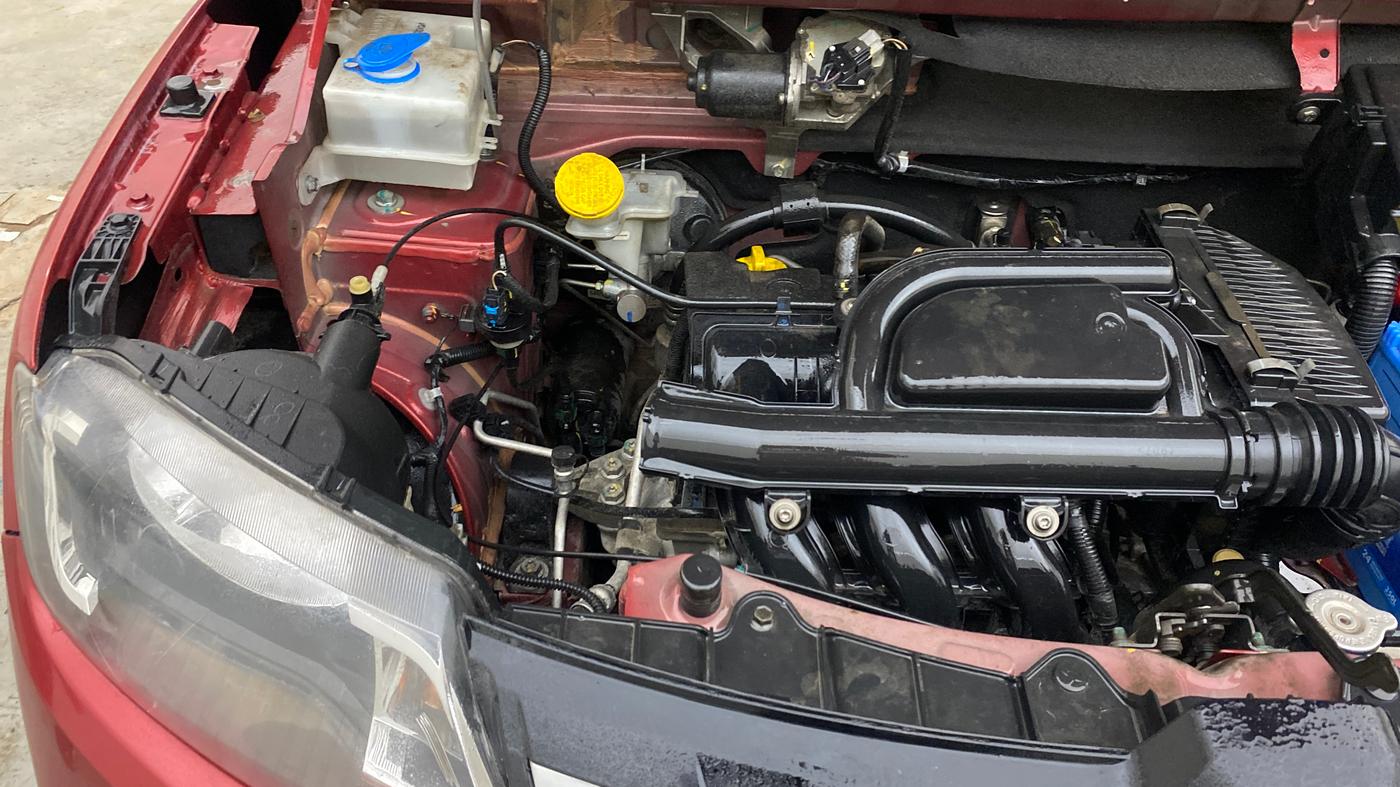 2019 Renault Kwid RXT 1.0 AMT (O), Petrol, Automatic, 56,090 km, Engine View - Right