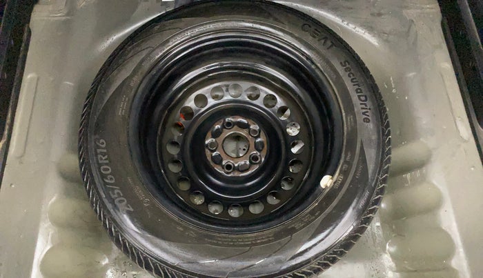 2022 Toyota URBAN CRUISER MID GRADE MT, Petrol, Manual, 67,193 km, Spare Tyre