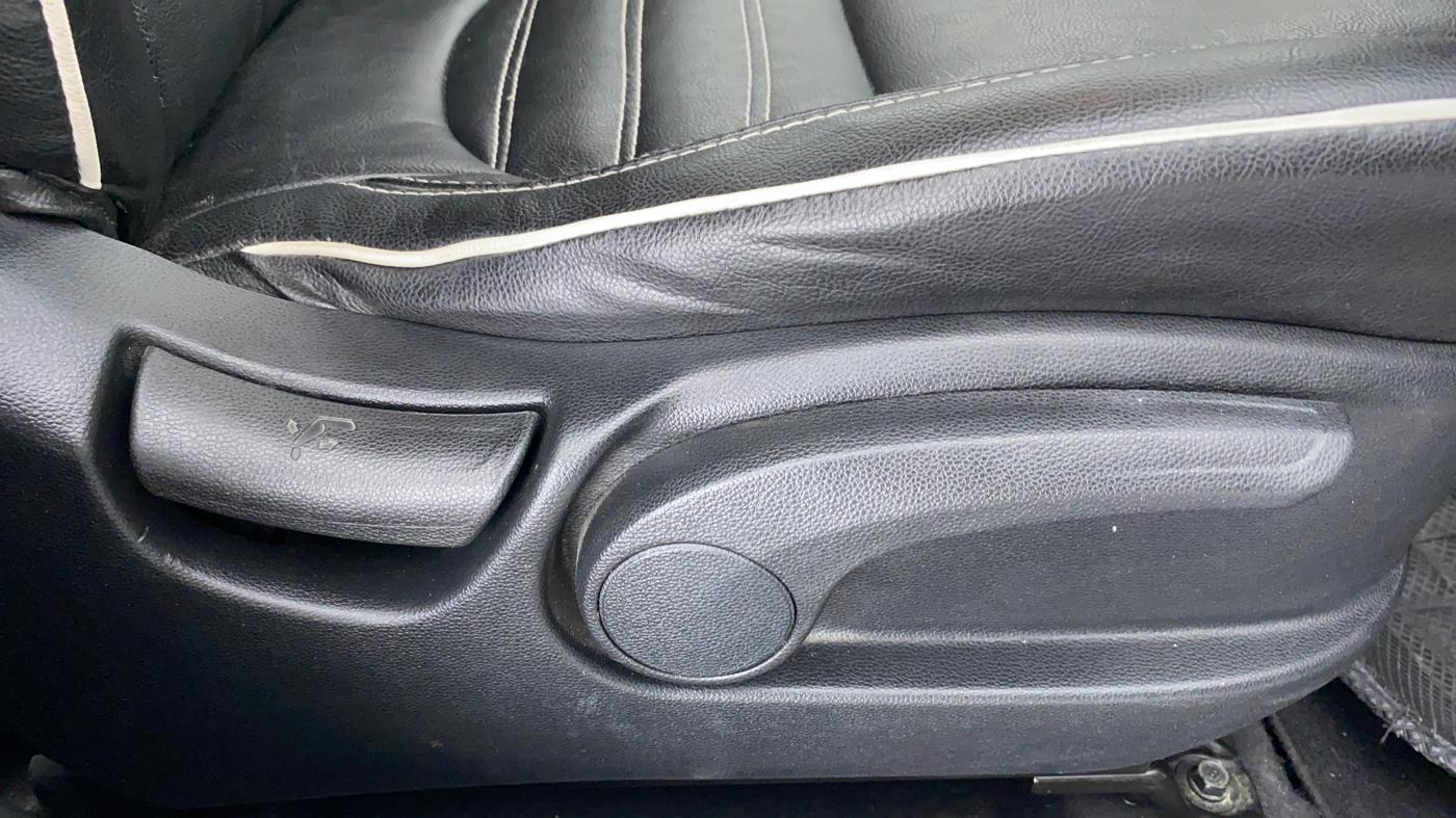 2019 Hyundai Creta 1.4 S CRDI, Diesel, Manual, 41,072 km, Driver Side Adjustment Panel