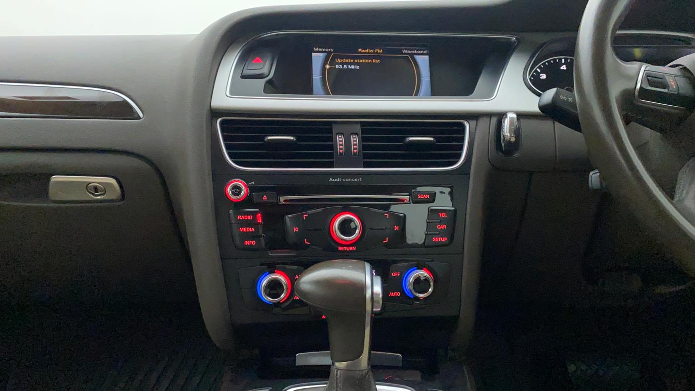 2015 Audi A4 35 TDI PREMIUM PLUS SUNROOF, Diesel, Automatic, 42,042 km, Air Conditioner