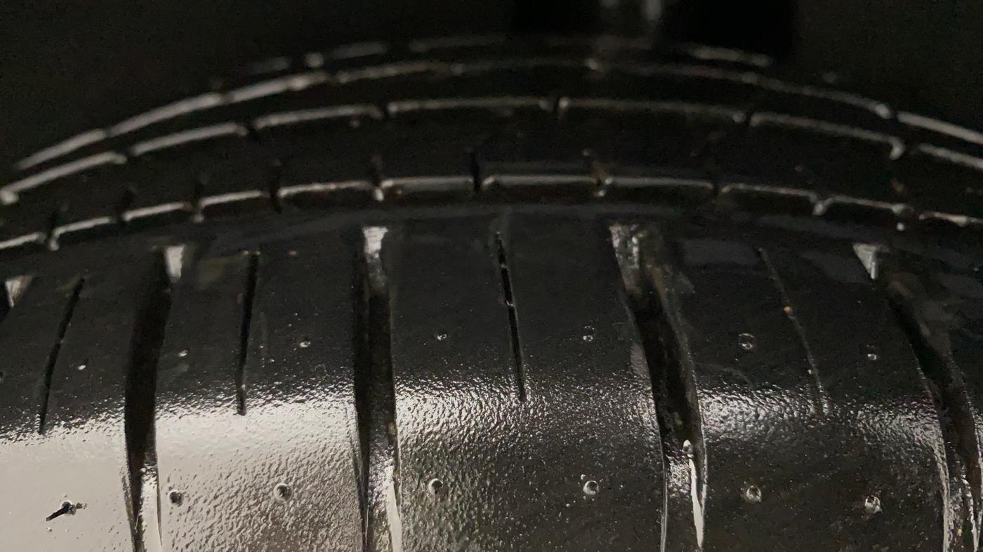 2021 Maruti Baleno ZETA CVT PETROL 1.2, Petrol, Automatic, 5,665 km, Left Rear Tyre Tread