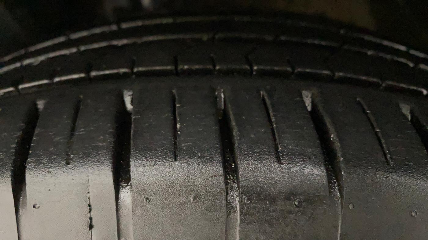 2021 Maruti Baleno ZETA CVT PETROL 1.2, Petrol, Automatic, 5,665 km, Left Front Tyre Tread