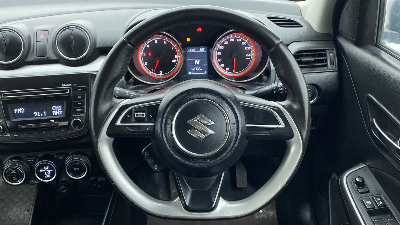 2018 Maruti Swift ZXI (AMT), Petrol, Automatic, 42,761 km, Steering Wheel Close Up