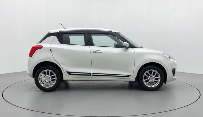 2018 Maruti Swift ZXI (AMT), Petrol, Automatic, 42,761 km, Right Side View