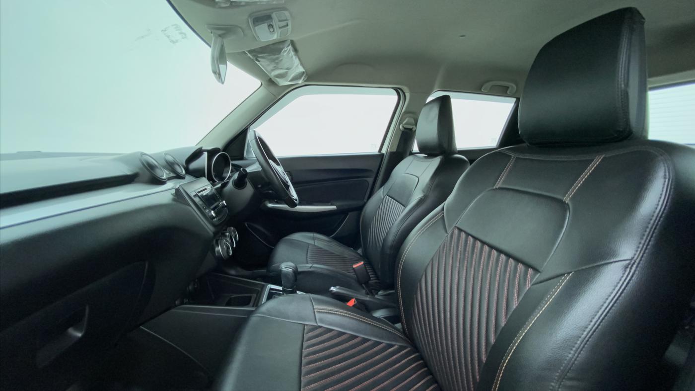 2018 Maruti Swift ZXI (AMT), Petrol, Automatic, 42,761 km, Right Side Front Door Cabin