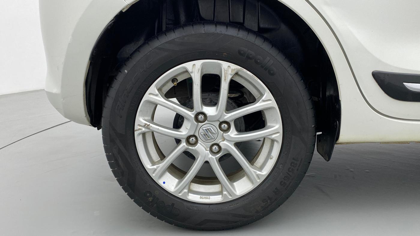 2018 Maruti Swift ZXI (AMT), Petrol, Automatic, 42,761 km, Right Rear Wheel